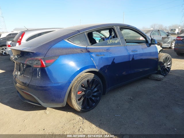7SAYGDEFXNF462760 Tesla Model Y Performance Dual Motor All-wheel Drive