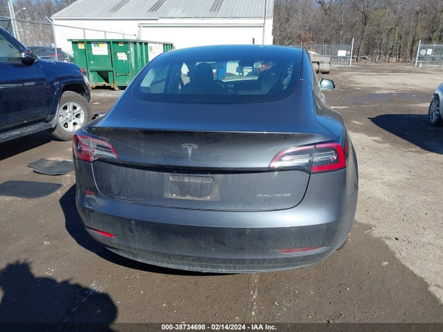 5YJ3E1EB5JF119602 Tesla Model 3 Long Range/performance
