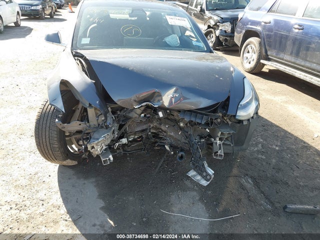 5YJ3E1EB5JF119602 Tesla Model 3 Long Range/performance