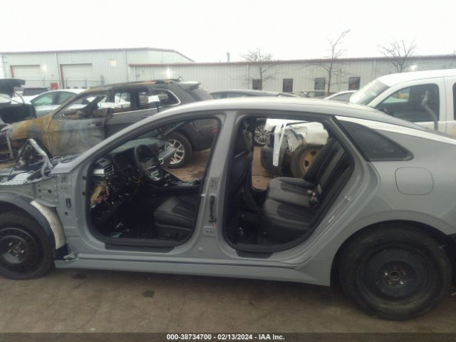 5XXG64J2XPG209811 KIA K5 Gt-line