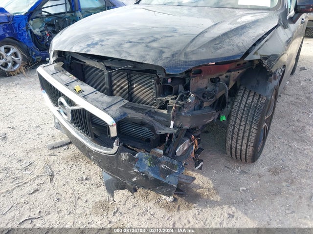 YV4A22RK0M1685869 Volvo Xc60 T6 Momentum