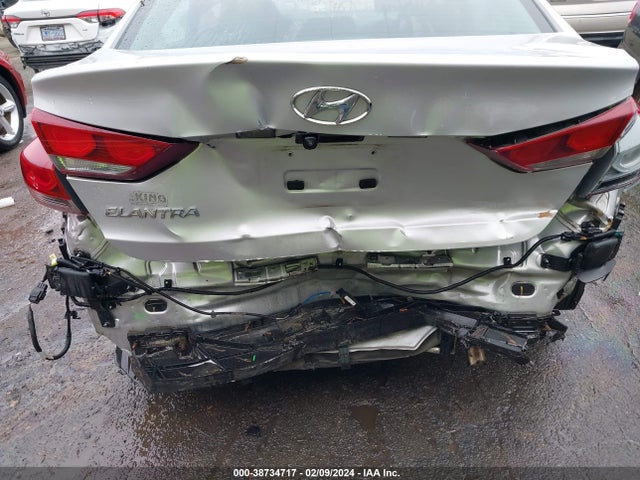 Hyundai Elantra Value Edition 2018 5NPD84LFXJH237682 Image 6