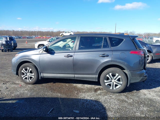 Toyota RAV4 LE 2018 JTMBFREV1JD251913 Image 14