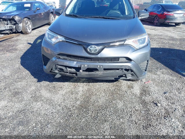 Toyota RAV4 LE 2018 JTMBFREV1JD251913 Image 6