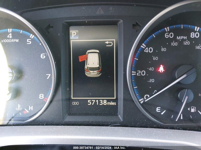Toyota RAV4 LE 2018 JTMBFREV1JD251913 Image 7