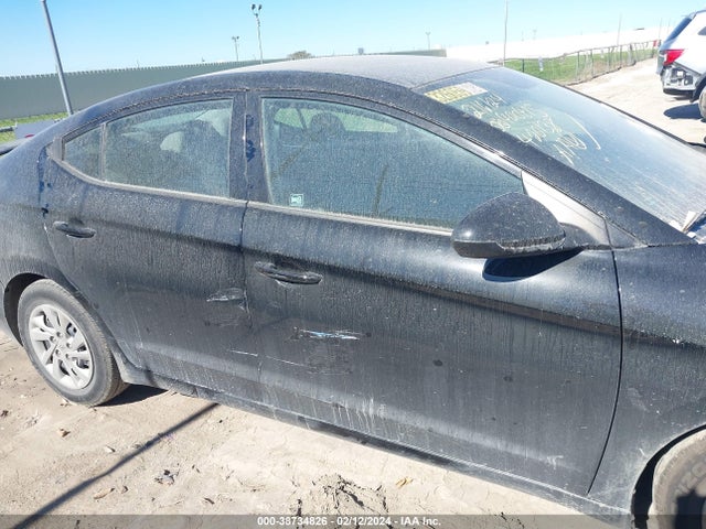 Hyundai ELANTRA SE 2019 5NPD74LF9KH420138 Image 12