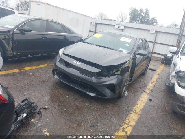 KIA Forte Lxs 2022 3KPF24AD6NE457987 Image 2