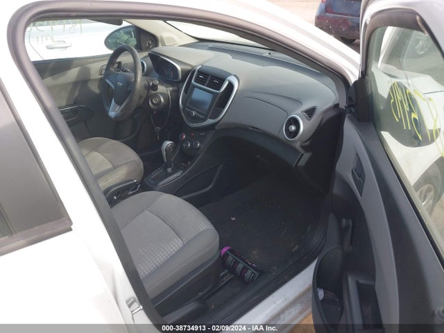 Chevrolet Sonic Lt Auto 2017 1G1JG6SH5H4153914 Image 5