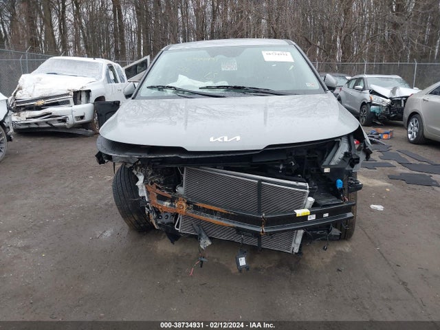KNDNC5H37R6380232 KIA Carnival Mpv Ex