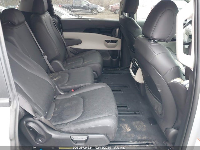 KNDNC5H37R6380232 KIA Carnival Mpv Ex
