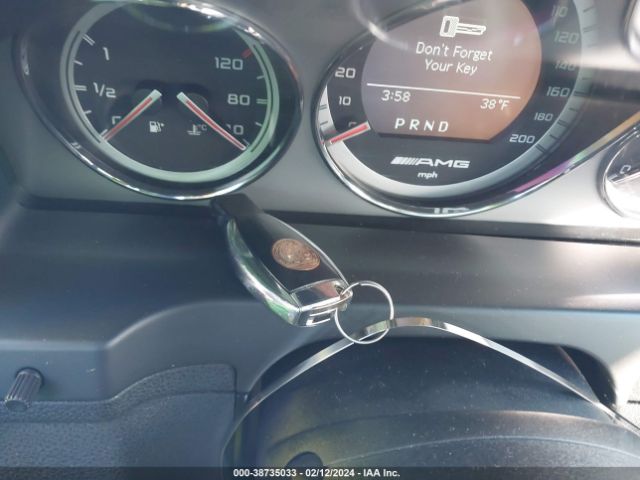 2011 MERCEDES-BENZ C 63 AMG WDDGF7HB5BF538937 Photo 10