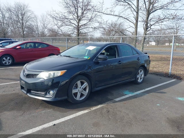 Toyota CAMRY SE 2014 4T1BF1FKXEU796533 Image 2