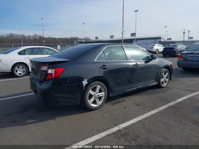 Toyota CAMRY SE 2014 4T1BF1FKXEU796533 Image 4