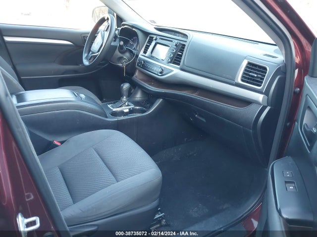 Toyota Highlander Le V6 2015 5TDBKRFH4FS107224 Image 5