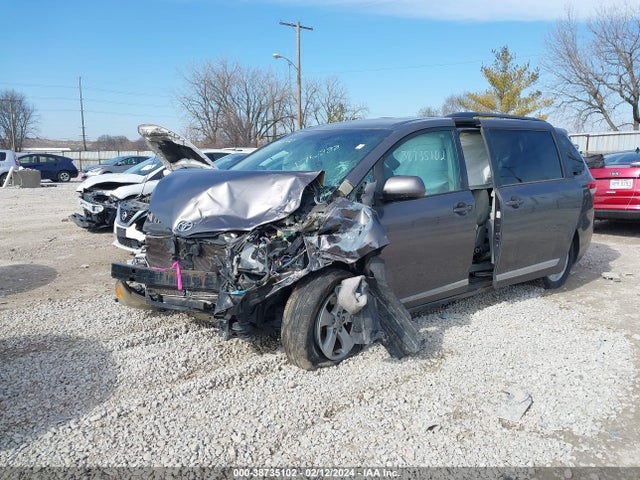 2011 TOYOTA SIENNA LE V6 VIN: 5TDKK3DC0BS175888