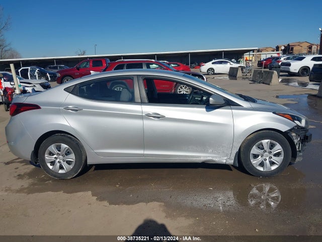 Hyundai ELANTRA SE 2016 5NPDH4AE6GH670211 Image 12