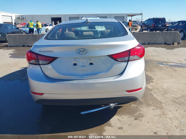 Hyundai ELANTRA SE 2016 5NPDH4AE6GH670211 Image 15
