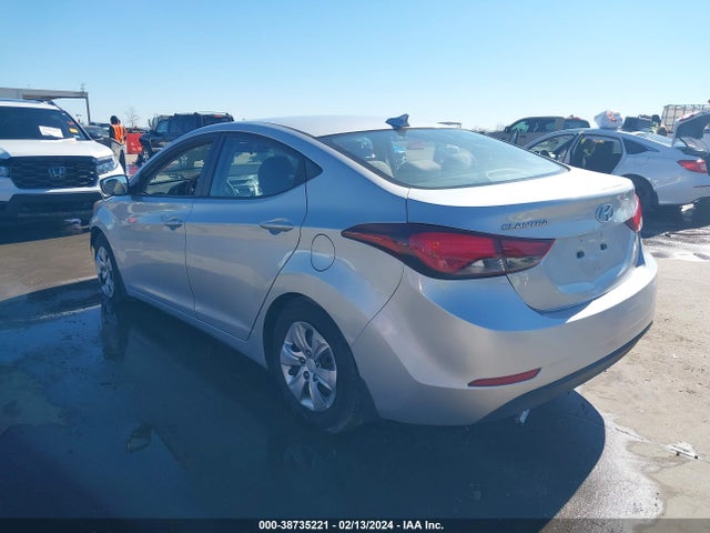 Hyundai ELANTRA SE 2016 5NPDH4AE6GH670211 Image 3