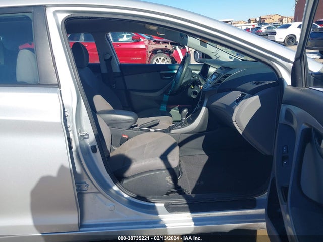 Hyundai ELANTRA SE 2016 5NPDH4AE6GH670211 Image 5