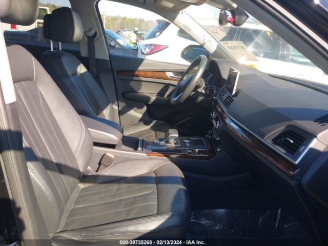 WA1BNAFY0J2222311 Audi Q5 2.0t Premium