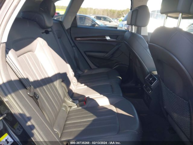 WA1BNAFY0J2222311 Audi Q5 2.0t Premium
