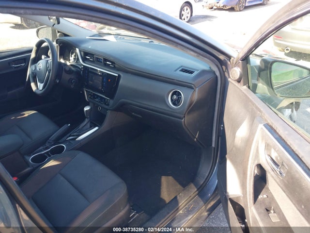2019 TOYOTA COROLLA LE VIN: 2T1BURHE0KC193017