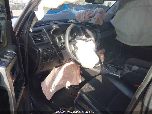 Toyota 4runner Limited 2014 JTEBU5JR9E5165123 Image 5