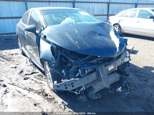 Chevrolet Cruze Lt Auto 2018 1G1BE5SM0J7230002 Image 11