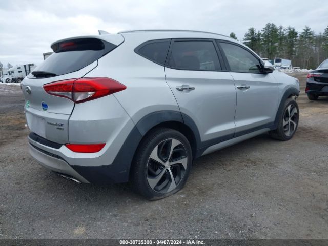 KM8J3CA22HU272191 Hyundai Tucson Limited