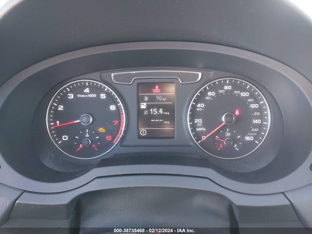WA1BCCFS7HR008821 Audi Q3 2.0t Premium