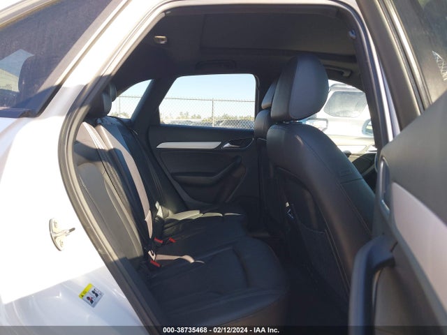WA1BCCFS7HR008821 Audi Q3 2.0t Premium