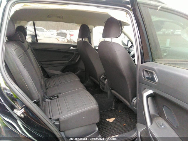 3VV0B7AX8NM158574 Volkswagen Tiguan 2.0t S