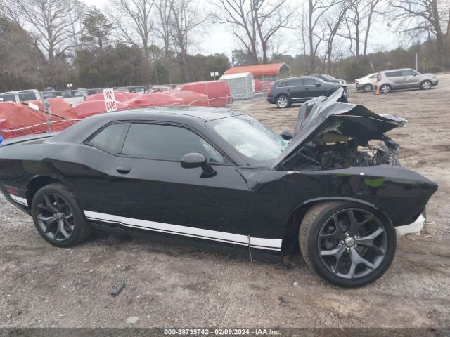 2C3CDZAG9HH640561 Dodge Challenger Sxt