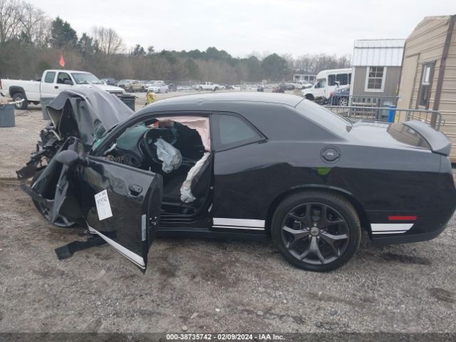 2C3CDZAG9HH640561 Dodge Challenger Sxt