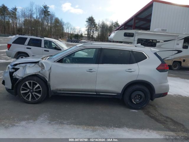 5N1AT2MV4KC811438 Nissan Rogue Sl