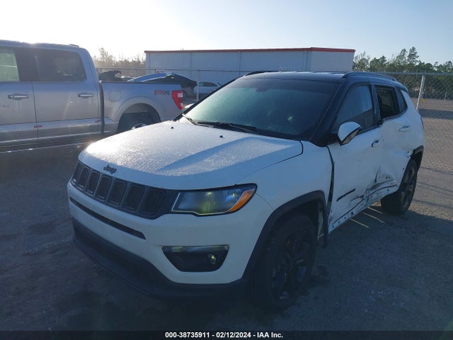 3C4NJCBB1LT147566 Jeep Compass Altitude Fwd