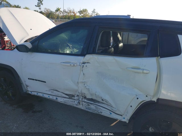 3C4NJCBB1LT147566 Jeep Compass Altitude Fwd