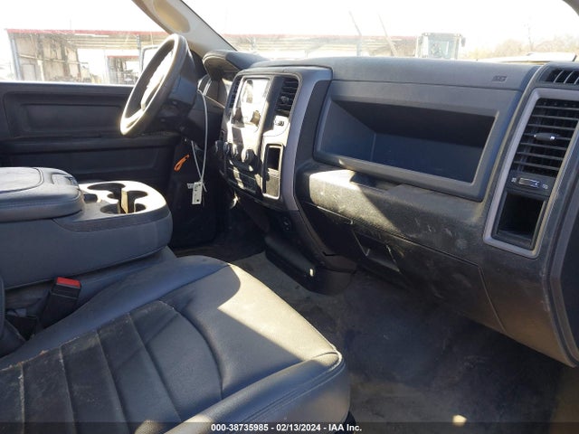 1C6RR6FT8LS154098 RAM 1500 Classic Tradesman Quad Cab 4x2 6'4 Box