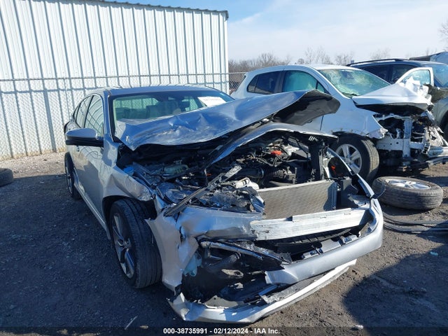 2020 19XFC1F77LE025307 main image