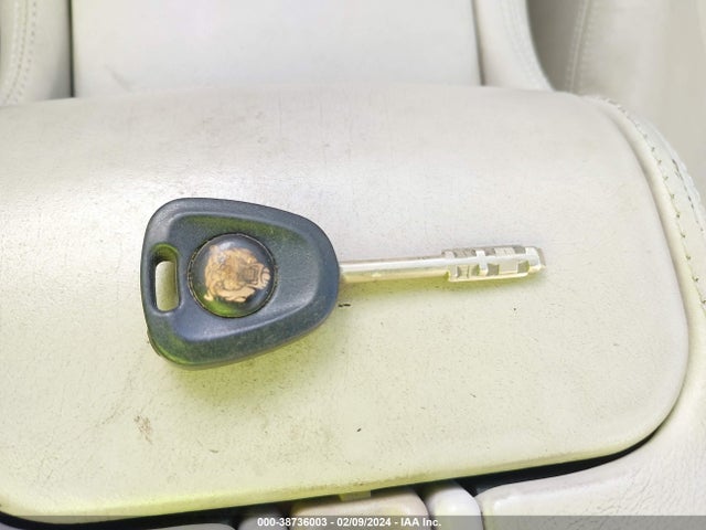 1998 JAGUAR XK8 SAJGX224XWC028743 Photo 10