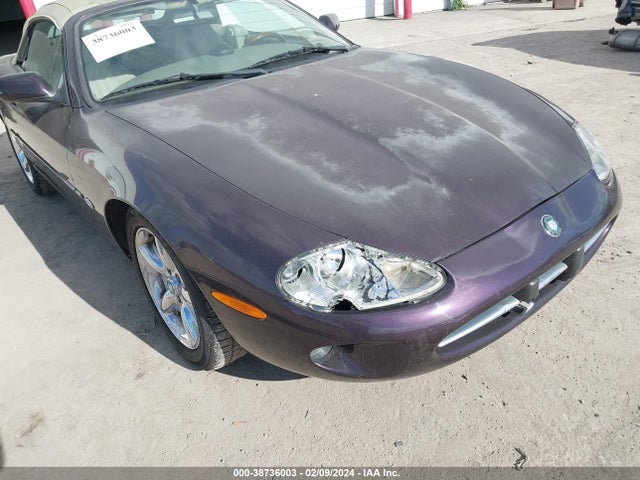 1998 JAGUAR XK8 SAJGX224XWC028743 Photo 5