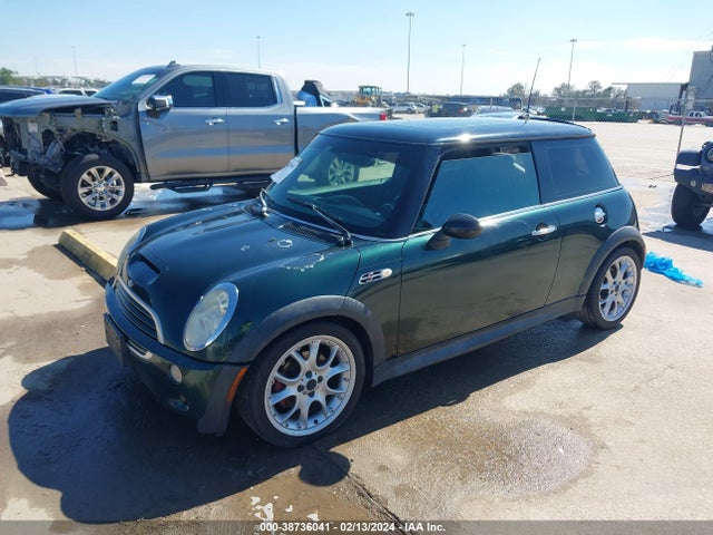 2006 MINI COOPER S WMWRE33586TJ37306 Photo 1