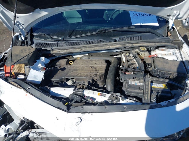 Chevrolet MALIBU LT 2018 1G1ZD5ST7JF220713 Image 10