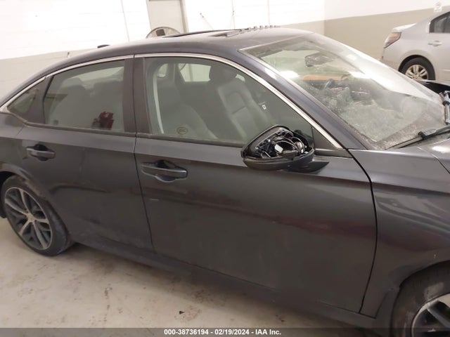 Honda Civic Touring 2022 2HGFE1F98NH306262 Image 13