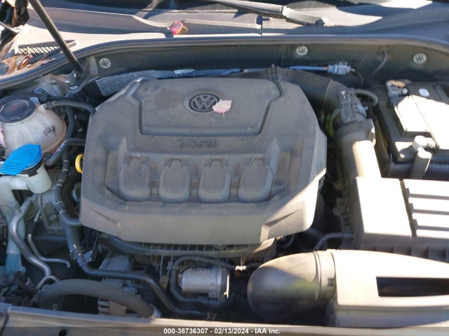 1VWAA7A3XJC032731 Volkswagen Passat 2.0t R-line/2.0t S