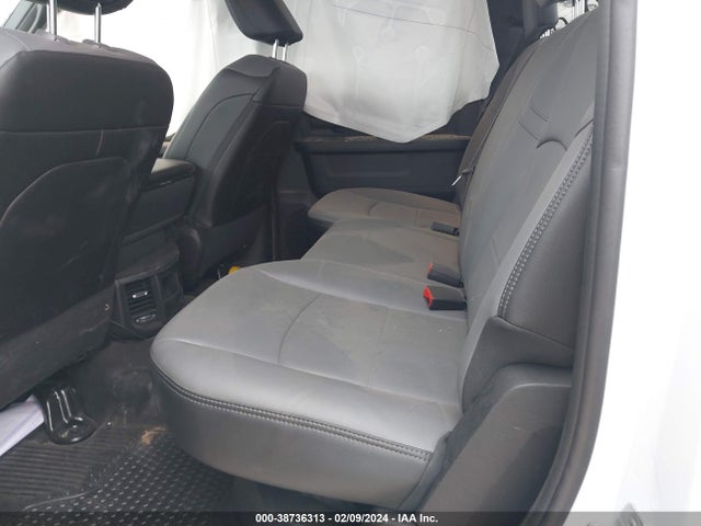 2024 RAM 2500 TRADESMAN 4X4 8' BOX VIN: 3C6UR5HJ7RG153430