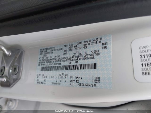 1FMCU0JX9EUD37565 Ford Escape Titanium