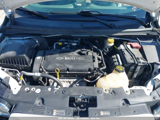 Chevrolet Sonic Ls Auto 2016 1G1JA6SH2G4175241 Image 10