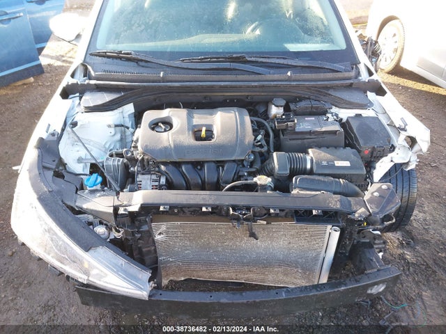 Hyundai Elantra Limited 2019 5NPD84LF8KH437011 Image 10