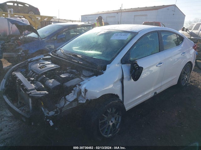Hyundai Elantra Limited 2019 5NPD84LF8KH437011 Image 6